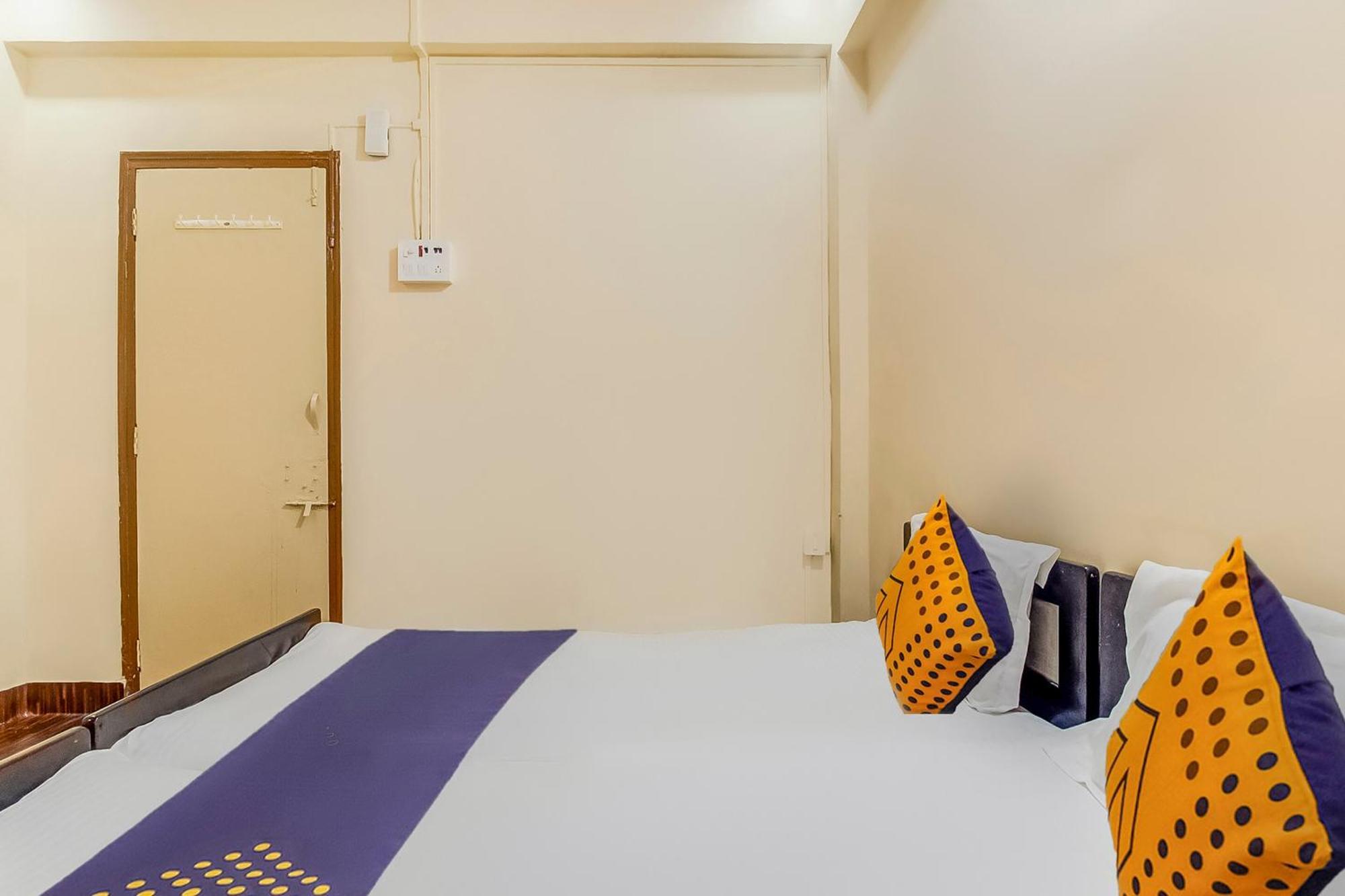 Hotel O New Ushakal Lodging & Boarding Nirmal  Esterno foto