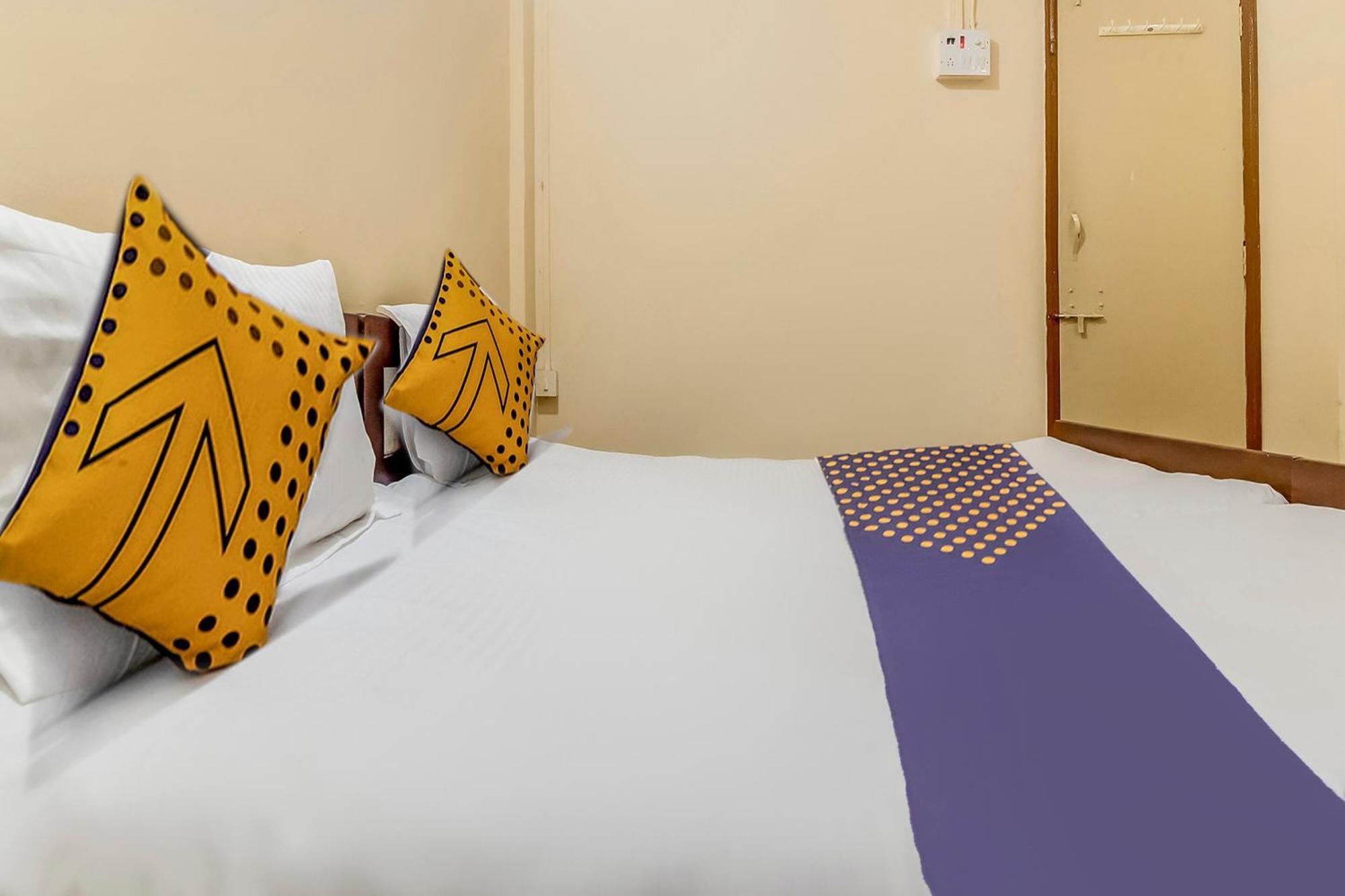Hotel O New Ushakal Lodging & Boarding Nirmal  Esterno foto